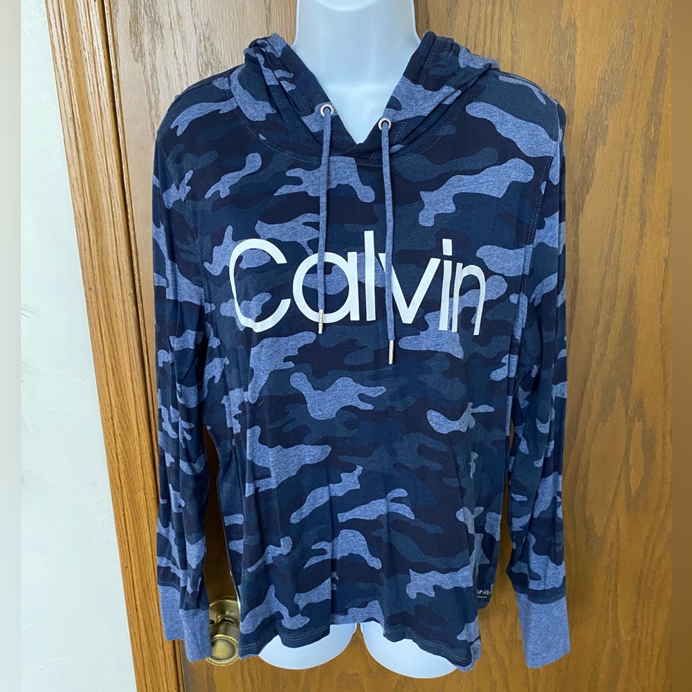 Women’s, Calvin Klein, Large, Camo Pattern Dark/Light Blue Hooded Sweatshirt